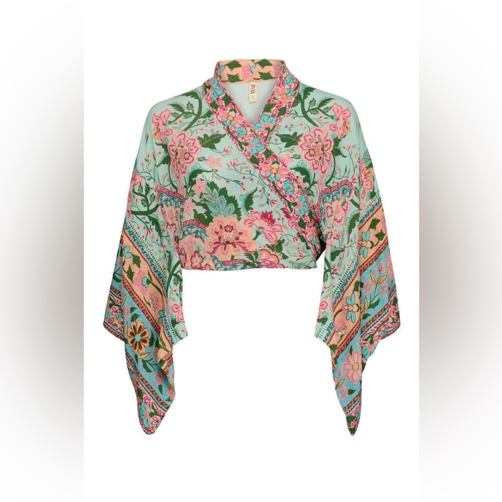 Spell Lotus Cropped Kimono Robe Top - Picture 6 of 10
